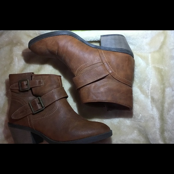Justfab dark tan ankle boots - Picture 3 of 4